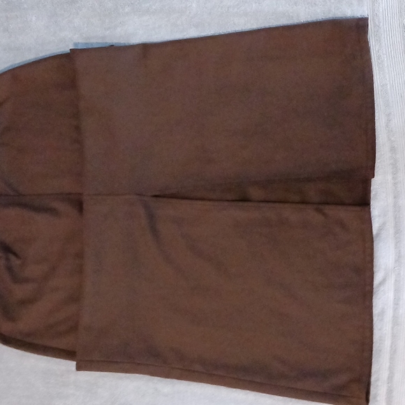 Valeri Steven's Brown 2 pice suede with vest Long length skirt 3/ and a half in. - Picture 7 of 8
